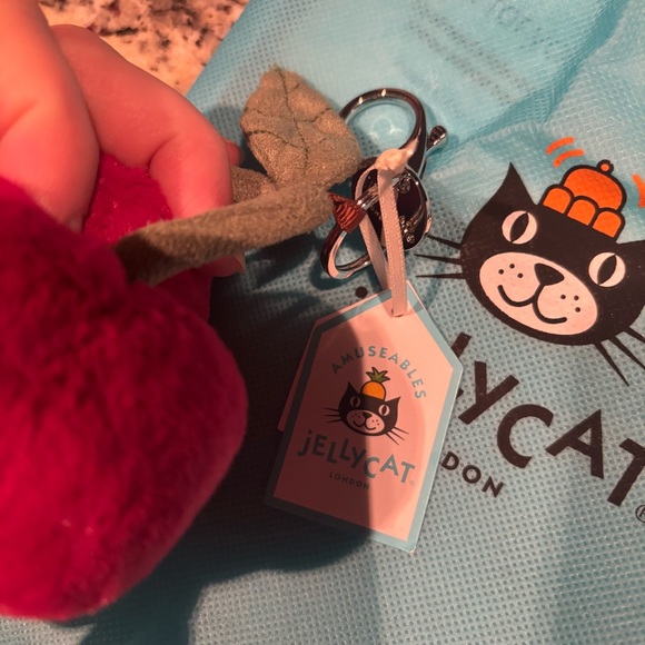 🍒Jellycat Amusable Cherries Bag Charm - Picture 3 of 6